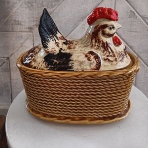 Ceramic Hen On A Nest Sauce Turine Vintage
